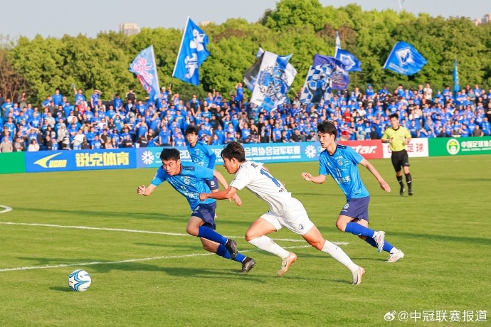 中冠綜述:兩場大屠殺 安徽皖美7-0南京龍勝 江蘇常晉5-0濟(jì)南林凱賽福 中冠綜述:兩場大屠殺 安徽皖美7-0南京龍勝 江蘇常晉5-0濟(jì)南林凱賽福