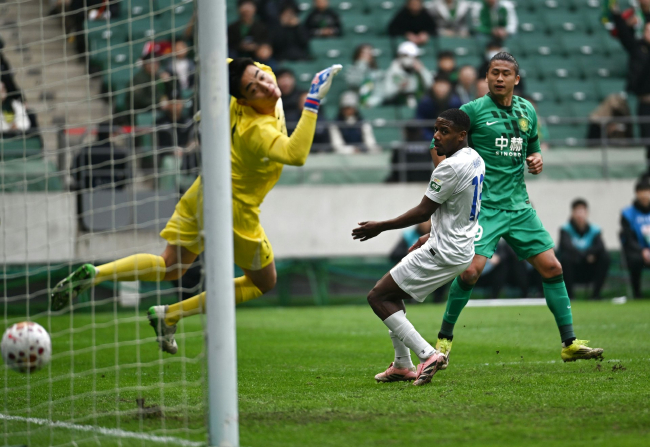 國足FIFA系列賽首秀遇世界杯新軍 邵佳一迎正式執(zhí)教首戰(zhàn)