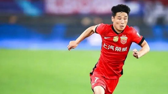 武磊點射破荒，海港補時階段1-1逼平泰山