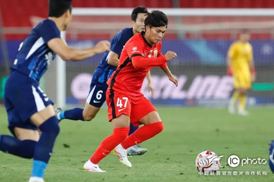 維塔爾世界波開(kāi)胡，海港客場(chǎng)2-0三鎮(zhèn)止頹