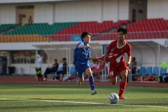 雨花臺(tái)中學(xué)5-0橫掃南京城市梯隊(duì)，中青賽南京U15首日爆冷