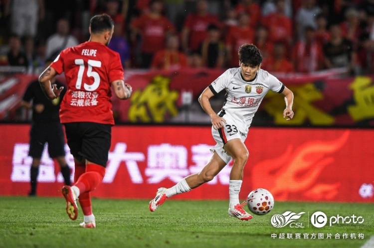 姆本扎+熱菲尼奧三分鐘兩球逆轉(zhuǎn)，海港客場(chǎng)2-3遭鐵人楠波灣絕殺